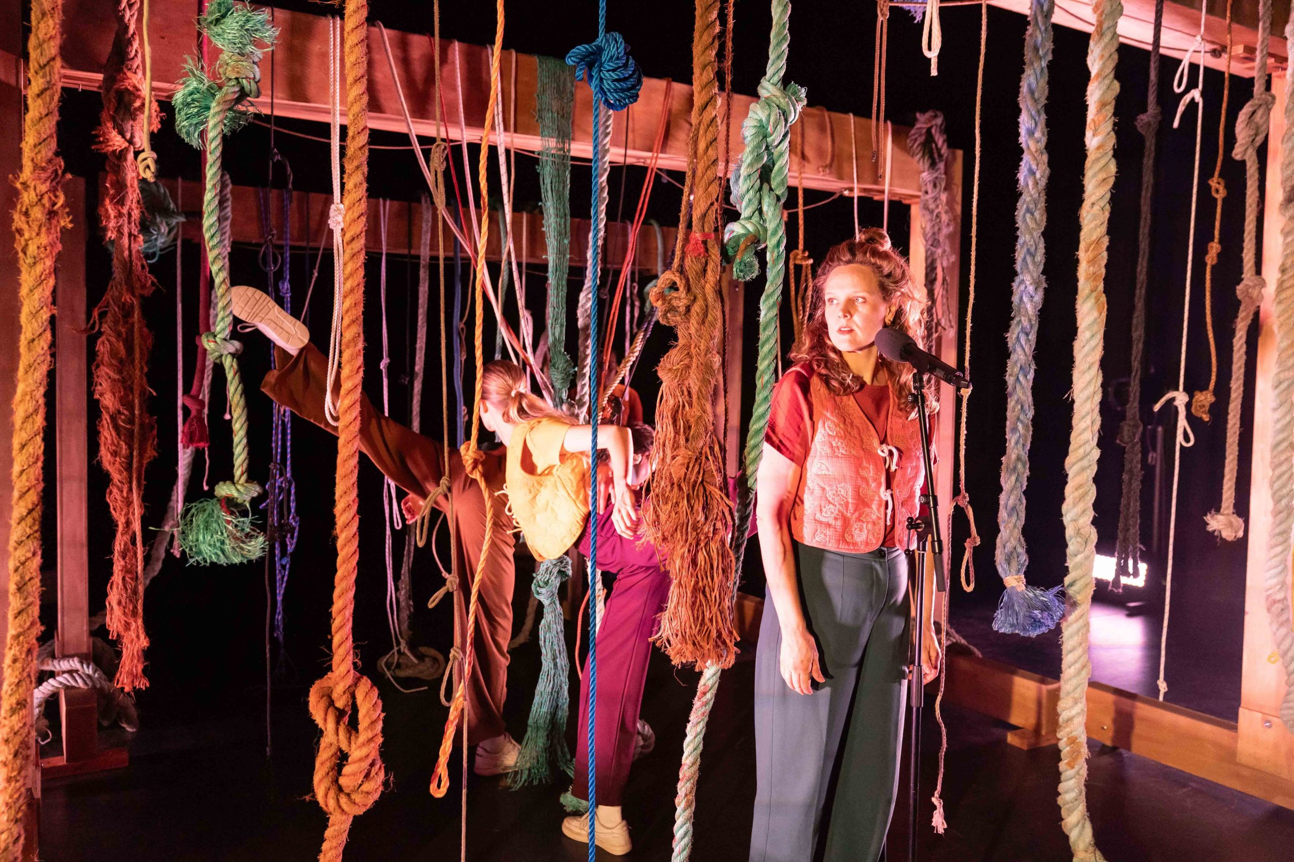 KNOOPPUNT – foto Sjoerd Derine